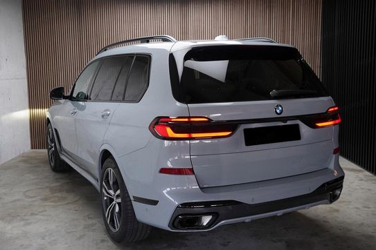 BMW X7 xDrive40i M Sport
