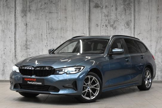 BMW Seria 3 Touring 320d xDrive Advantage