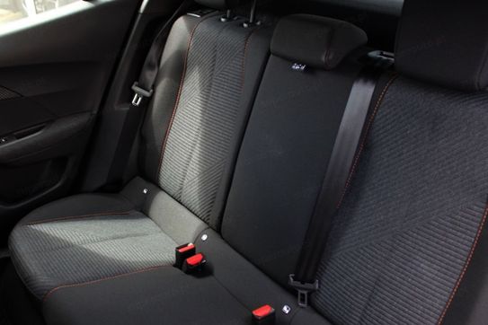 Peugeot 2008 Edition e-DCS6 PureTech mHEV