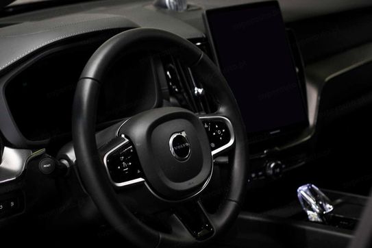 Volvo XC60 T8 Plug-In Hybrid AWD Ultra Black Edition