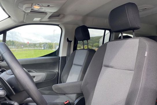 Toyota Proace City Verso Long 1.5 D-4D Family Aut.
