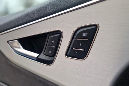 Audi Q7 50 TDI quattro S Line