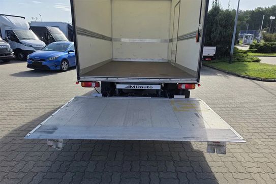 Iveco Daily 35S18 Kontener 8EP + Winda