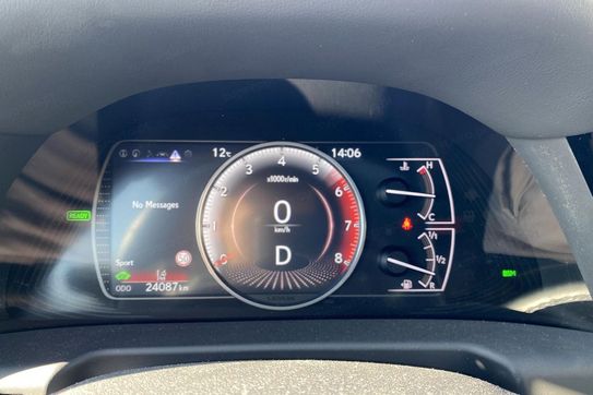 Lexus ES 300h F Sport Design