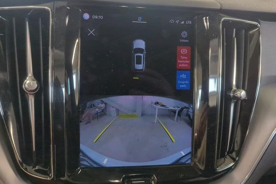 Volvo XC60 B4 Momentum aut