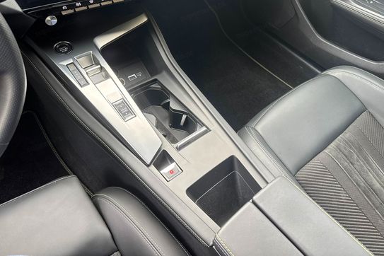 Peugeot 408 GT 1.6 Plug-In Hybrid  EAT8