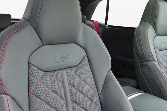 Audi Q8 SQ8 TFSI quattro