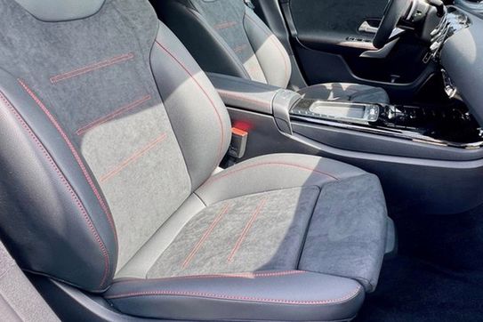 Mercedes CLA 220  4-Matic AMG Line