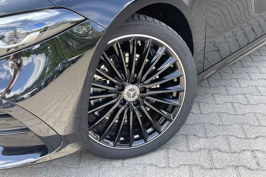 Mercedes Klasa A 220 4-Matic AMG Line