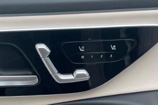 Mercedes E Klasa 300 e 4-Matic AMG