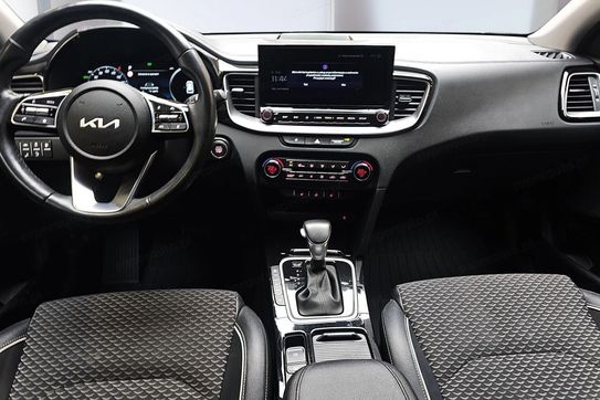 Kia Ceed 1.6 GDI PHEV Business Line DCT