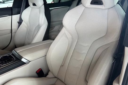 BMW Seria 8 840i xDrive Gran Coupe