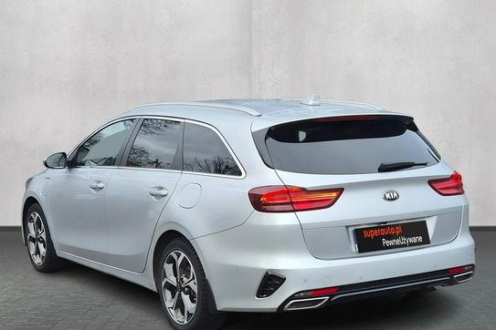 Kia Ceed 1.6 GDI PHEV L Business Line DCT