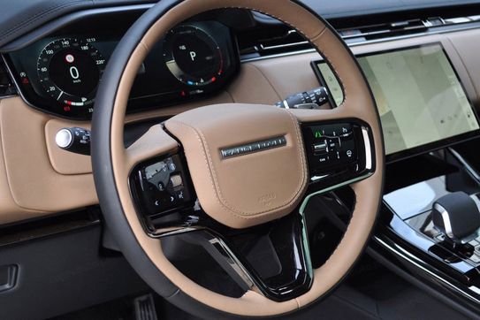 Land Rover Range Rover Sport D300 Dynamic SE