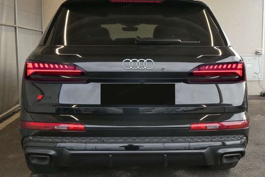 Audi Q7 50 TDI quattro S Line