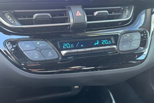 Toyota C-HR 2.0 Hybrid Style