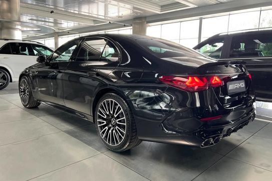 Mercedes Klasa E AMG 53  4Matic+