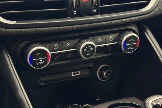 Alfa Romeo Giulia Turbo Veloce Q4