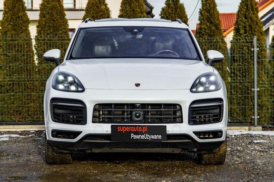 Porsche Cayenne Standard