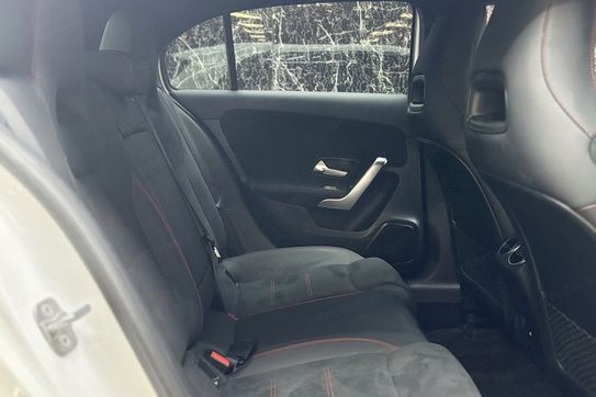 Mercedes Klasa A 220 d AMG Line