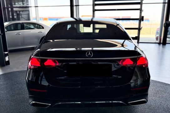 Mercedes E Klasa 220 d 4-Matic AMG