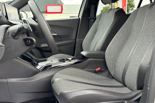 Peugeot 2008 1.2 Puretech Allure S&S EAT8