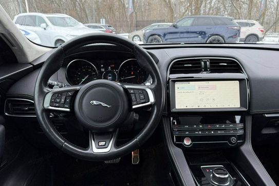 Jaguar F-Pace i4D AWD R-Sport