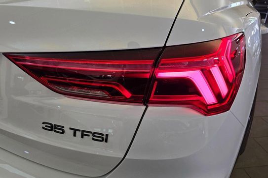 Audi Q3 35 TFSI S line
