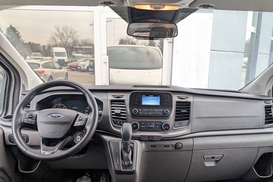 Ford Transit Custom L2H1 AT