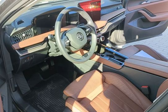 Skoda Superb 1.5 TSI mHEV L&K DSG