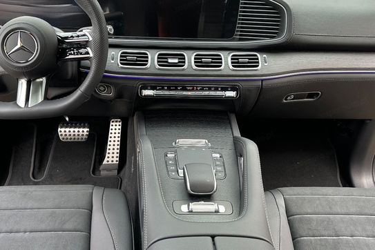 Mercedes GLE 300 d  4-Matic AMG Line