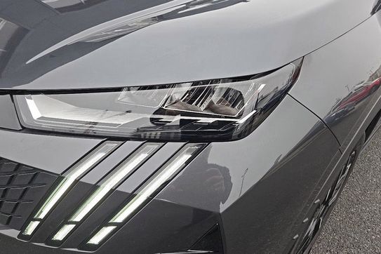 Peugeot 3008 1.2 PureTech S&S EAT8