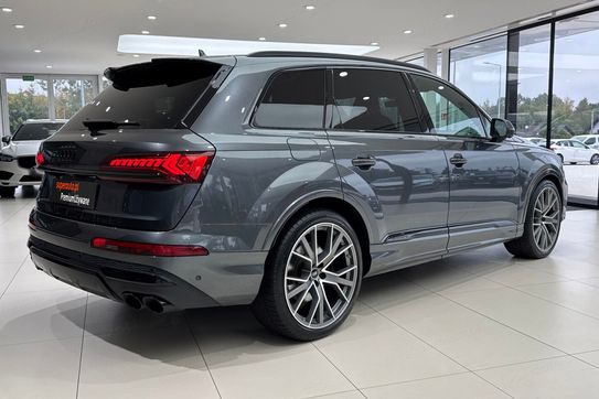Audi Q7 SQ7 TFSI quattro