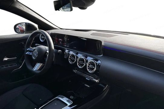 Mercedes CLA 200 AMG Line