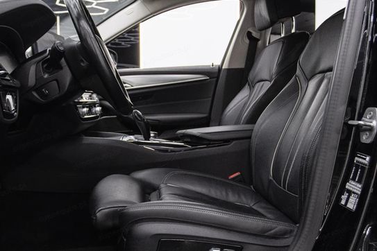 BMW Seria 5 Touring 520d Luxury Line