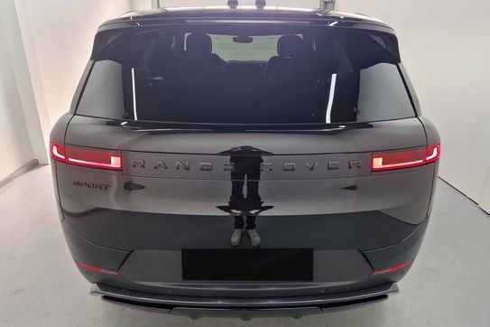 Land Rover Range Rover Sport S 3.0 D300 SE