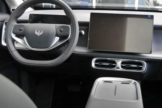 Leapmotor B10 Design Hybrid EV 18,8 kWh