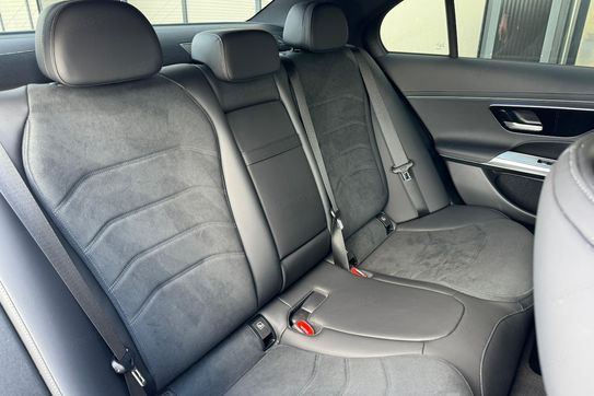 Mercedes Klasa E 220 d 4-Matic AMG