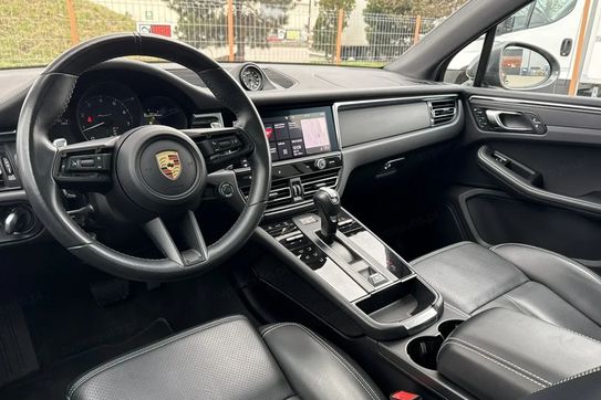 Porsche Macan T
