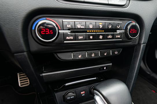 Kia ProCeed 1.6 T-GDI GT DCT