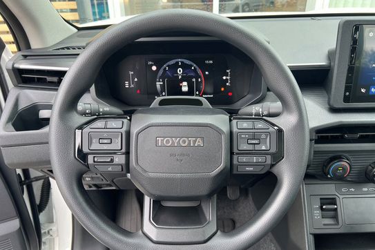 Toyota HiLux mHEV Double Cab Live 4x4 aut