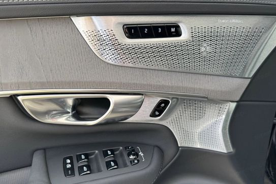 Volvo XC90 B5 B AWD Ultra Dark 7os