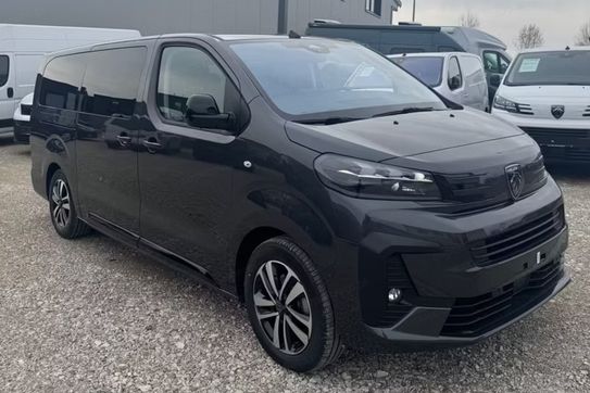 Peugeot Traveller Long L2H1 Business EAT8