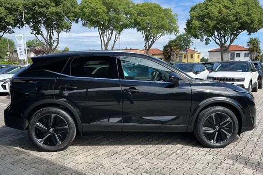 Nissan Qashqai Tekna Xtronic 1.3 DIG-T mHEV