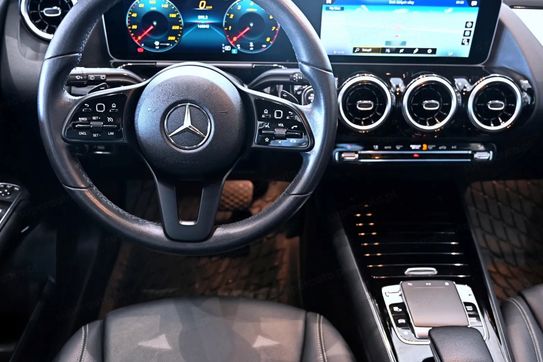 Mercedes B Klasa 220 4MATIC Progressive