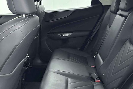 Lexus NX 350h Omotenashi 2.5 Hybrid AWD