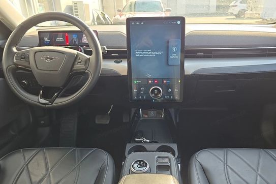 Ford Mustang Mach-E 98kWh RWD