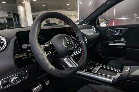 Mercedes GLA 220 4-Matic AMG Line