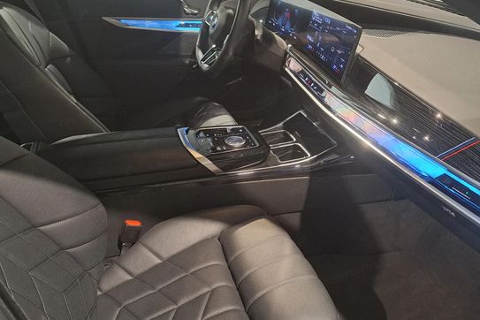 BMW i7 XDRIVE60