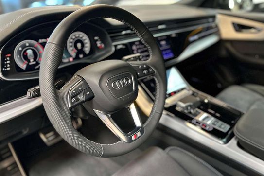 Audi Q8 50 TDI quattro S line